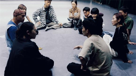 【名师讲堂】舞蹈学院举办 《“Mo舞道”——聆听身体》讲座